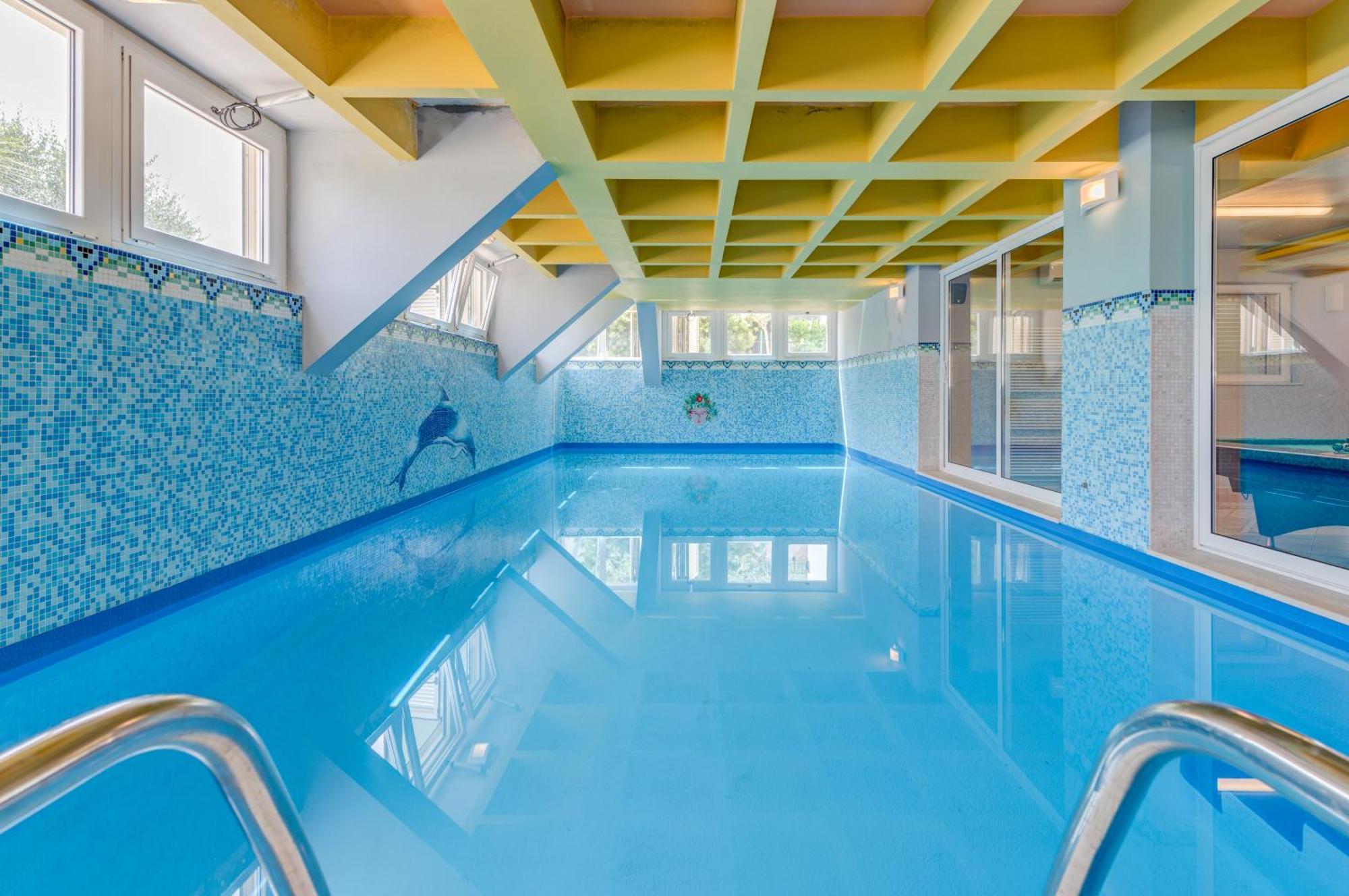 Blue Dolphin Apartment - Private Indoor Pool, Jacuzzi, Garden Spalato Esterno foto