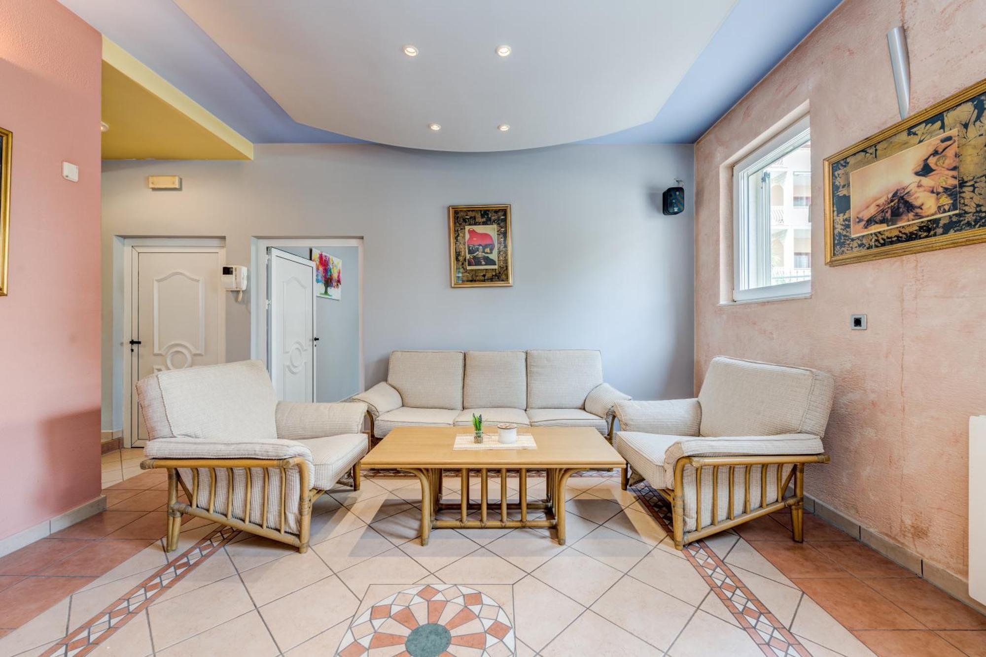 Blue Dolphin Apartment - Private Indoor Pool, Jacuzzi, Garden Spalato Esterno foto