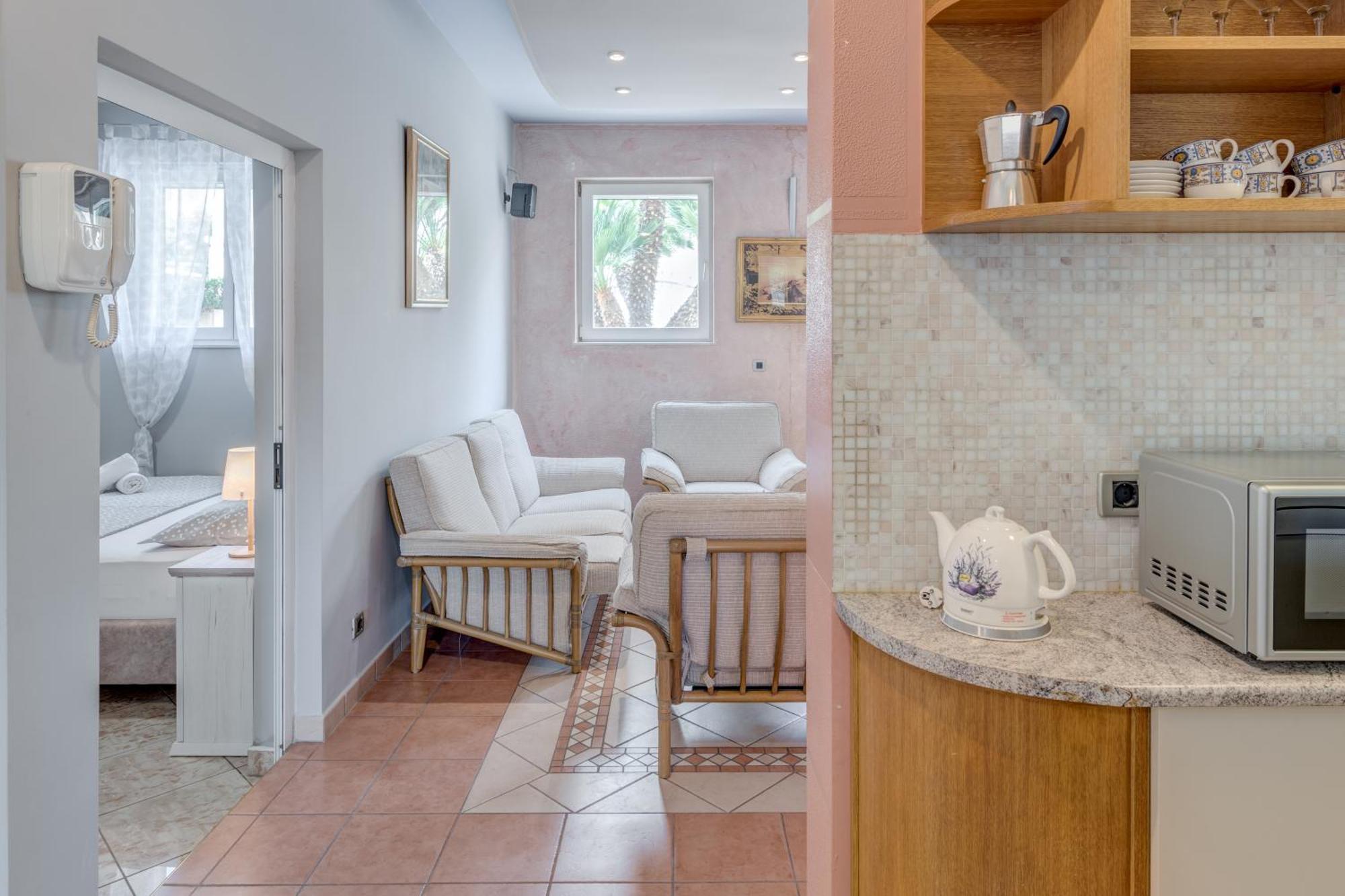 Blue Dolphin Apartment - Private Indoor Pool, Jacuzzi, Garden Spalato Esterno foto