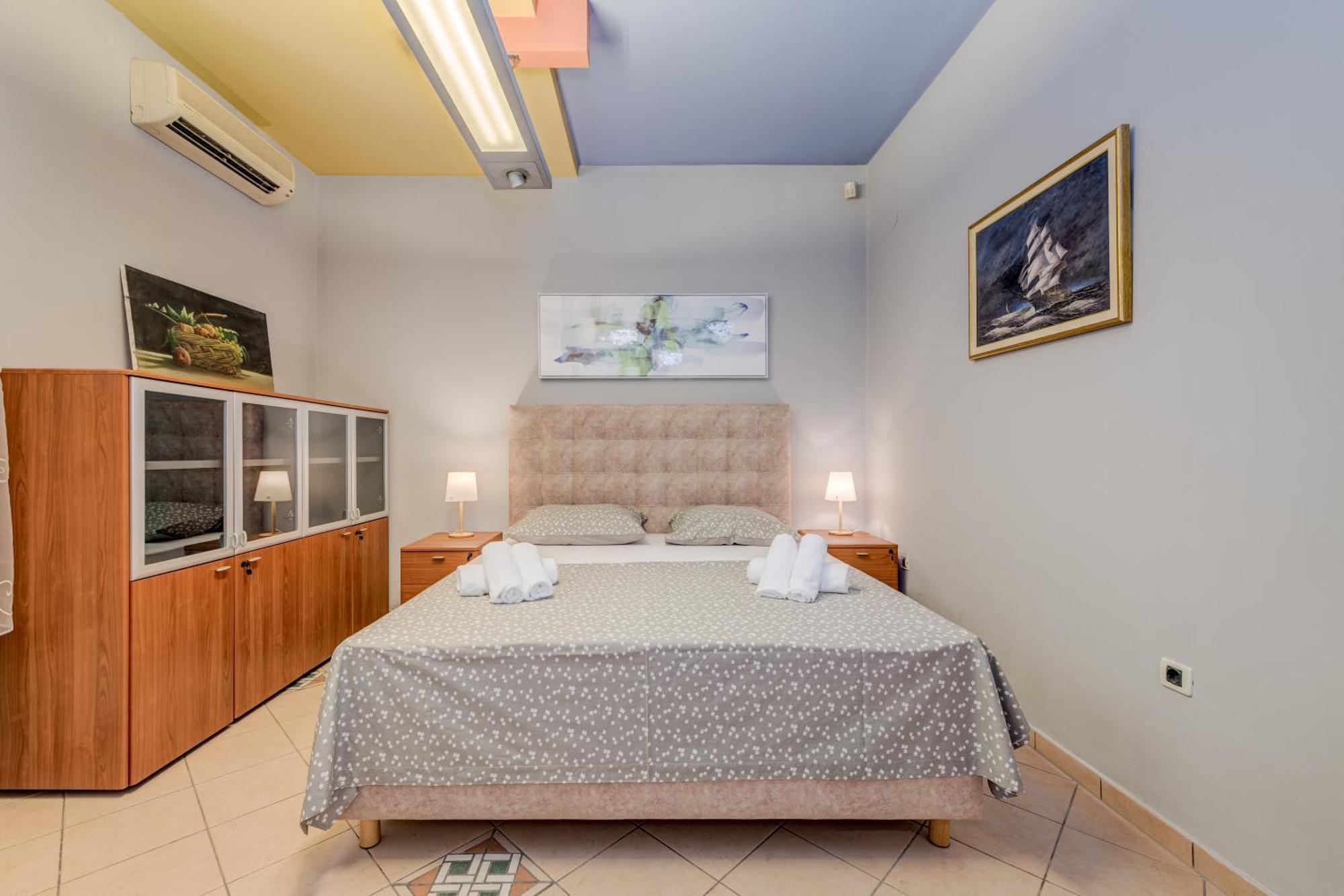 Blue Dolphin Apartment - Private Indoor Pool, Jacuzzi, Garden Spalato Esterno foto
