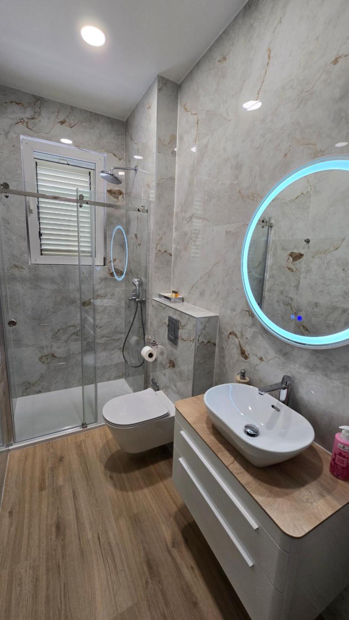 Blue Dolphin Apartment - Private Indoor Pool, Jacuzzi, Garden Spalato Esterno foto
